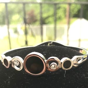 Clip bracelet